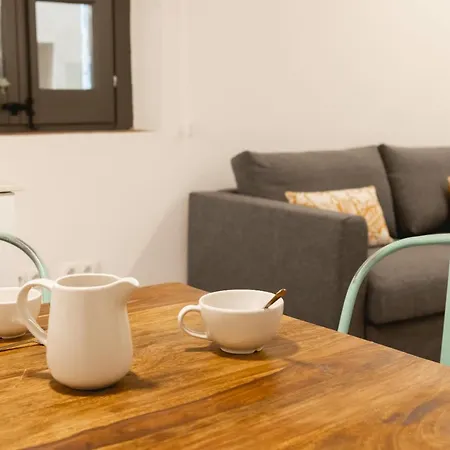 Apartment Bravissimo Cort Reial Entresol A