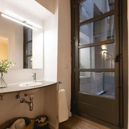 Apartament Bravissimo Cort Reial Entresol A
